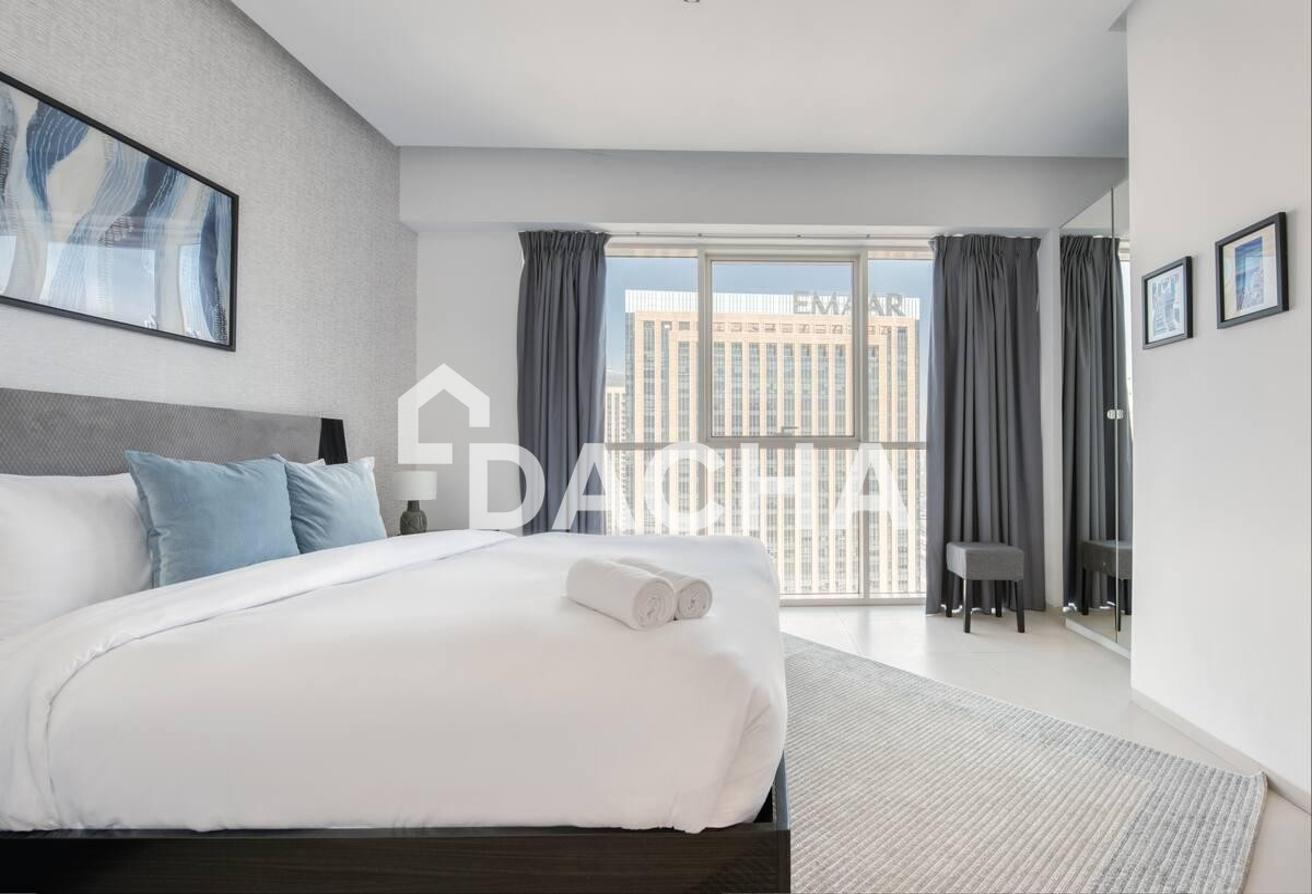 Marina View | Vacant | Upgraded | Fully Furnished photo 17