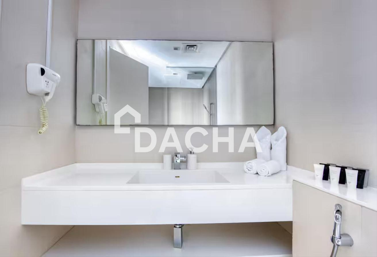 Marina View | Vacant | Upgraded | Fully Furnished photo 28