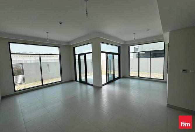 127006155 - Property Main Image
