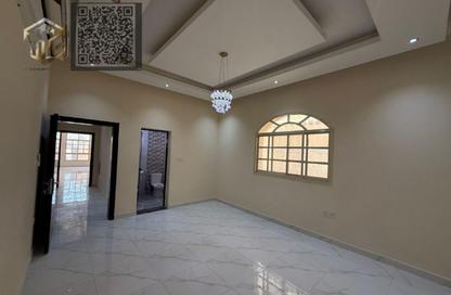 Villa - 5 - 7 for rent in Al Mowaihat 3 - Al Mowaihat - Ajman