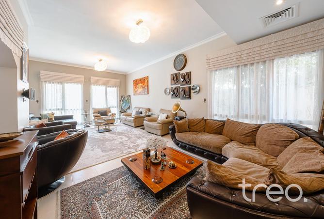 77385303 - Property Image 2