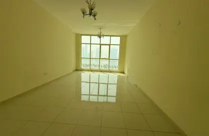 Apartment - 3 Bedrooms - 4 Bathrooms for rent in Al Khan Corniche - Al Khan - Sharjah