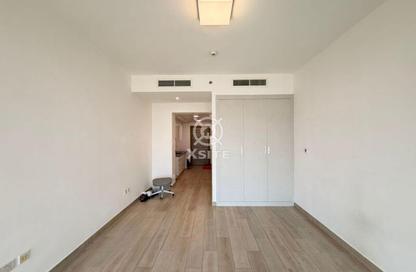 Apartment - Studio - 1 Bathroom for rent in Bloom Towers B - Bloom Towers - District 10 - Jumeirah Village Circle - Dubai