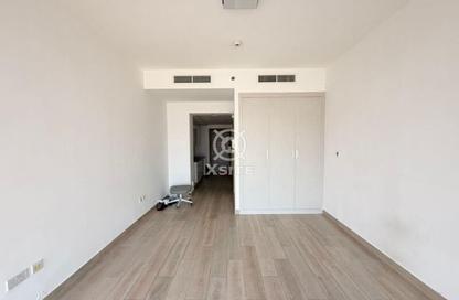 Apartment - Studio - 1 Bathroom for rent in Bloom Towers B - Bloom Towers - District 10 - Jumeirah Village Circle - Dubai