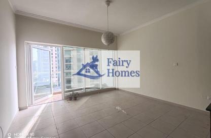 Apartment - Studio - 1 for rent in Burj Al Nujoom - Downtown Dubai - Dubai