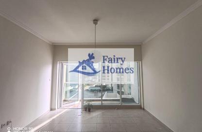 Apartment - Studio - 1 for rent in Burj Al Nujoom - Downtown Dubai - Dubai