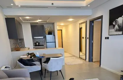 Apartment - 1 Bedroom - 2 Bathrooms for rent in Diamond Building - Jumeirah Garden City - Al Satwa - Dubai