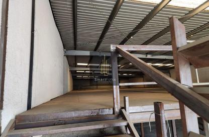 Warehouse - Studio - 1 for rent in Ras Al Khor - Dubai