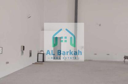 Warehouse - Studio - 1 Bathroom for rent in Umm Al Thuoob - Umm Al Quwain