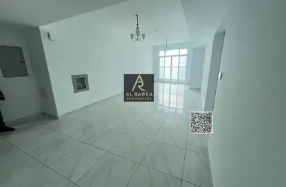 Apartment - 3 Bedrooms - 3 Bathrooms for rent in Corniche Tower - Ajman Corniche Road - Ajman