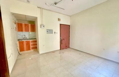 Apartment - Studio - 1 Bathroom for rent in Fire Station Road - Muwaileh - Sharjah Apartment - Studio - 1 Bathroom for rent in Fire Station Road - Muwaileh - Sharjah