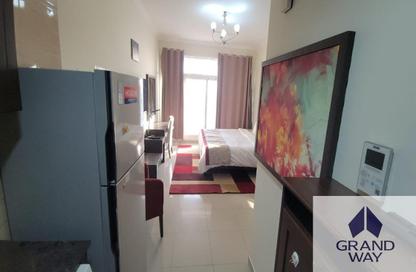 Apartment - Studio - 1 Bathroom for rent in Siraj Tower - Arjan - Dubai