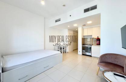 Apartment - Studio - 1 for sale in Hayat Boulevard 1A - Hayat Boulevard 1 - Hayat Boulevard - Town Square - Dubai