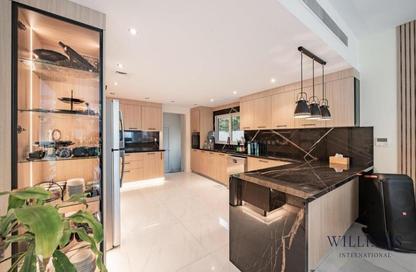 Villa - 5 - 4 for sale in Meadows 4 - Meadows - Dubai Villa - 5 - 4 for sale in Meadows 4 - Meadows - Dubai