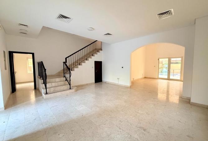 118599421 - Property Image 2