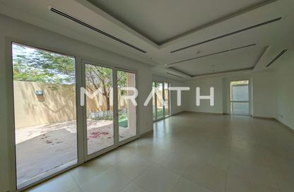 Villa - 3 Bedrooms - 5 Bathrooms for sale in Villa Lantana 1 - Villa Lantana - Dubai Science Park - Dubai