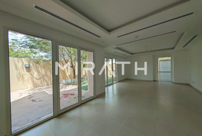 118573560 - Property Image 2