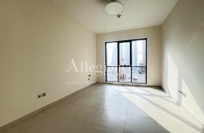 Apartment - 3 Bedrooms - 2 Bathrooms for rent in Bahwan Tower Downtown - Downtown Dubai - Dubai
