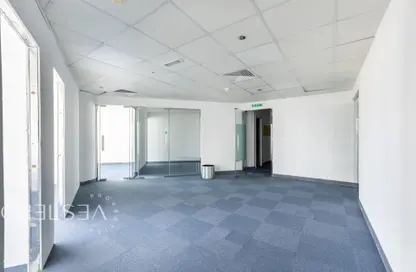 Office Space - Studio for rent in Damac Executive Heights - Barsha Heights (Tecom) - Dubai
