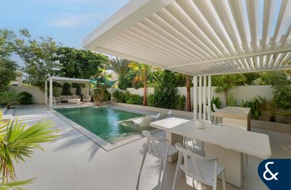 Villa - 4 - 3 for sale in Meadows 9 - Meadows - Dubai