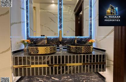 Villa - 5 Bedrooms - 7 Bathrooms for sale in Al Helio 2 - Al Helio - Ajman
