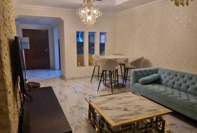 92702711 - Property Image 2
