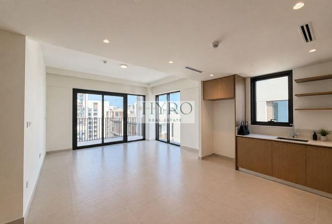 Modern 2 BR I Partial Pool & Sea View I Negotiable