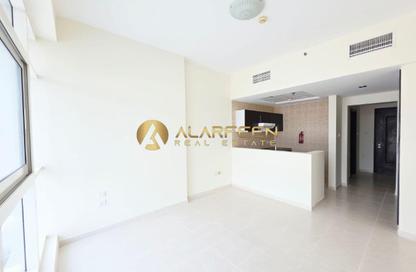 Apartment - Studio - 1 Bathroom for rent in Royal Residence 1 - Royal Residence - Dubai Sports City - Dubai