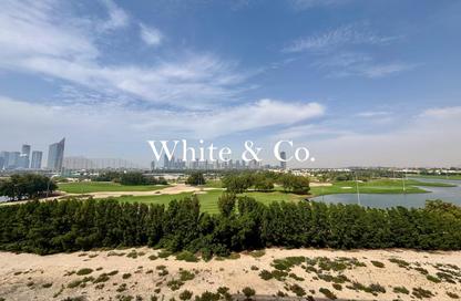 Apartment - 3 Bedrooms - 4 Bathrooms for sale in Vida Residence 3 - Vida Residence - The Hills - Dubai
