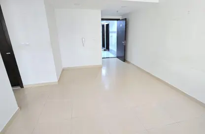 شقة - غرفة نوم - 2 حمامات للايجار في شارع التعاون الجديد - التعاون - الشارقة