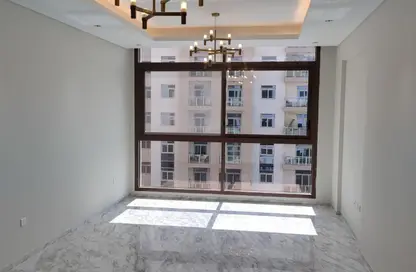 شقة - غرفة نوم - 2 حمامات للايجار في أفينيو ريزيدنس 4 - افينيو ريزدنس - الفرجان - دبي