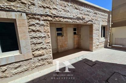Villa - 7 Bedrooms - 6 Bathrooms for rent in Al Quoz 1 Villas - Al Quoz 1 - Al Quoz - Dubai Villa - 7 Bedrooms - 6 Bathrooms for rent in Al Quoz 1 Villas - Al Quoz 1 - Al Quoz - Dubai