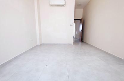 Apartment - 1 - 2 for rent in Fire Station Road - Muwaileh - Sharjah