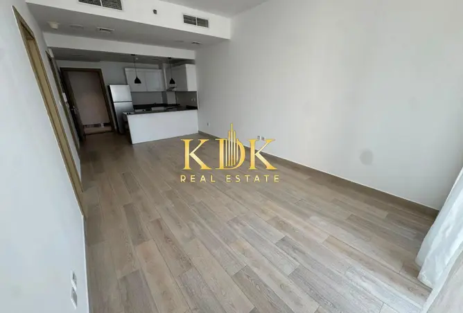 122910989 - Property Image 3