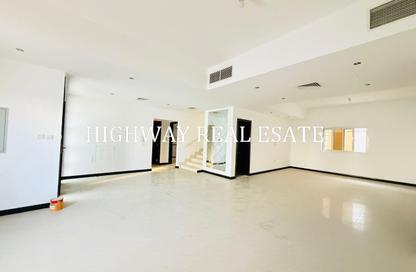 Villa - 4 - 5 for rent in Barashi - Al Badie - Sharjah Villa - 4 - 5 for rent in Barashi - Al Badie - Sharjah