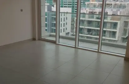 شقة - 2 غرف نوم - 2 حمامات للايجار في شاطئ الراحة - أبوظبي