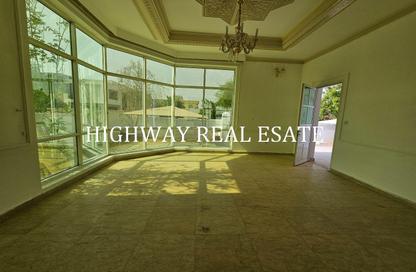 Villa - 6 Bedrooms - 7 Bathrooms for rent in Al Qarain - Sharjah