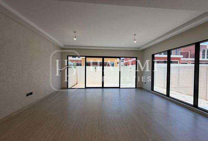 114156157 - Property Image 3
