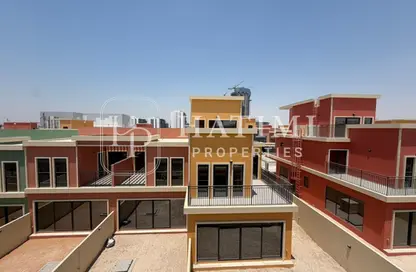 Townhouse - 5 Bedrooms - 6 Bathrooms for rent in Portofino - Damac Lagoons - Dubai
