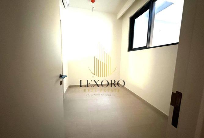 136551409 - Property Image 3