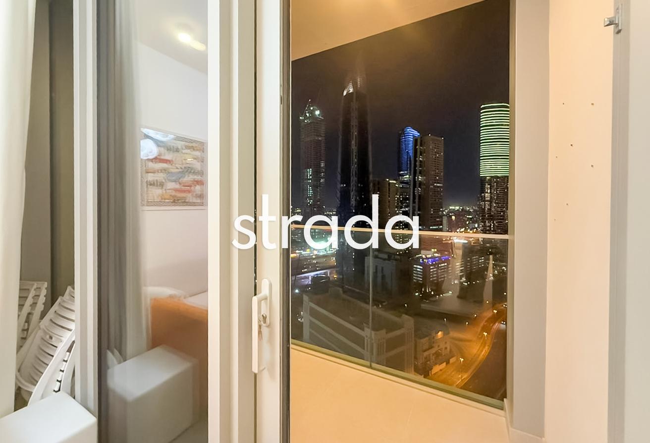 Fully Furnished | Mid Floor | Vacant photo 6
