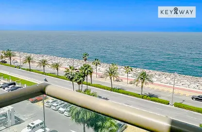 Apartment - 2 Bedrooms - 3 Bathrooms for rent in The 8 - The Crescent - Palm Jumeirah - Dubai