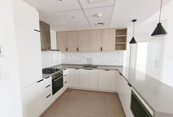 128358017 - Property Image 2
