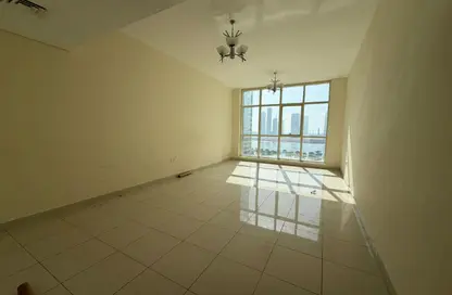 Apartment - 3 Bedrooms - 4 Bathrooms for rent in Al Khan Corniche - Al Khan - Sharjah