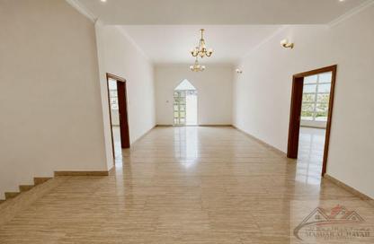 Villa - 4 Bedrooms - 6 Bathrooms for rent in Al Falaj - Al Riqqa - Sharjah