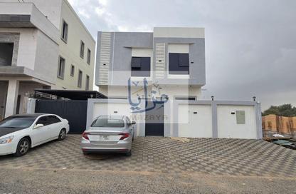 Villa - 3 Bedrooms - 5 Bathrooms for sale in Al Helio 2 - Al Helio - Ajman