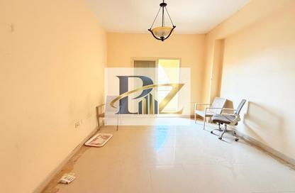Apartment - 2 - 1 for rent in Fire Station Road - Muwaileh - Sharjah Apartment - 2 - 1 for rent in Fire Station Road - Muwaileh - Sharjah