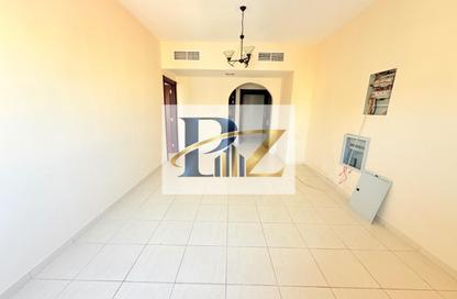 Apartment - 2 - 1 for rent in Fire Station Road - Muwaileh - Sharjah