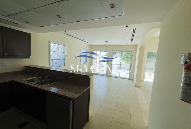 73840552 - Property Image 3