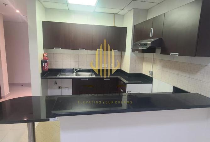 77371990 - Property Image 2